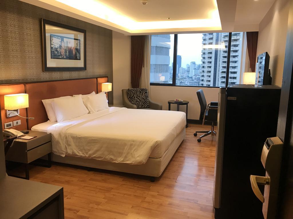 Rembrandt Suites Bangkok Exteriör bild