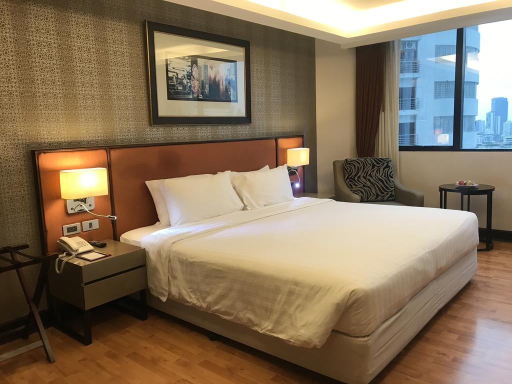 Rembrandt Suites Bangkok Exteriör bild