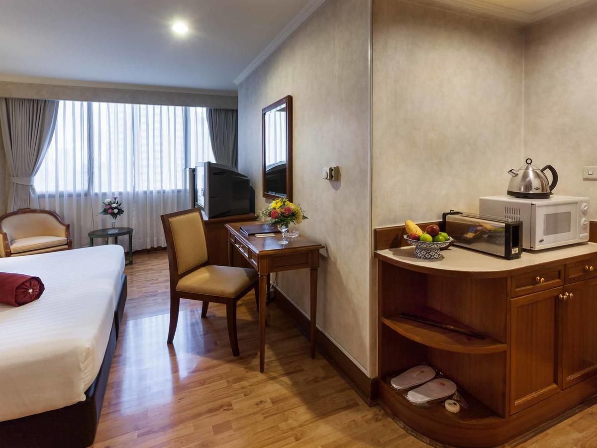 Rembrandt Suites Bangkok Exteriör bild