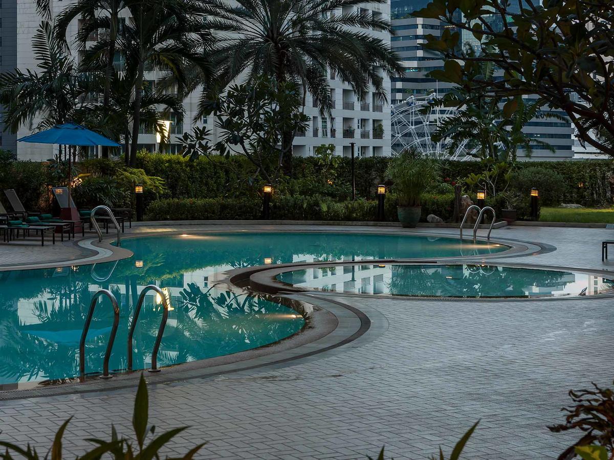 Rembrandt Suites Bangkok Exteriör bild