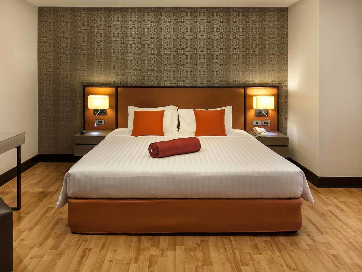 Rembrandt Suites Bangkok Exteriör bild