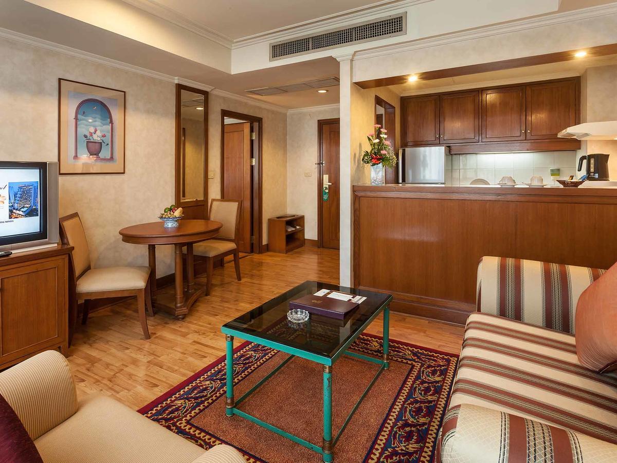 Rembrandt Suites Bangkok Exteriör bild